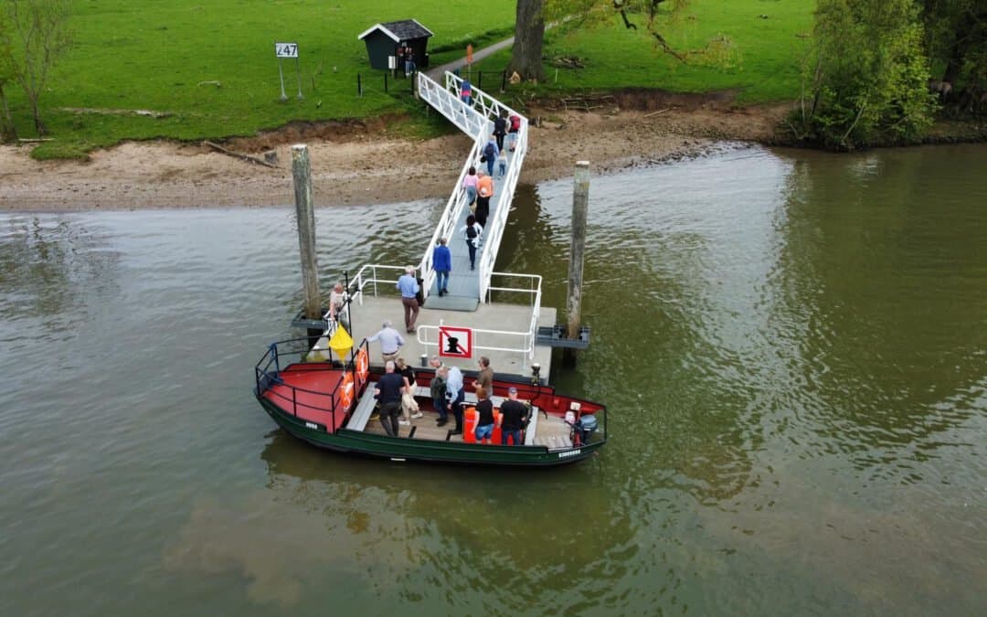 Voetveer Woudrichem - Loevestein