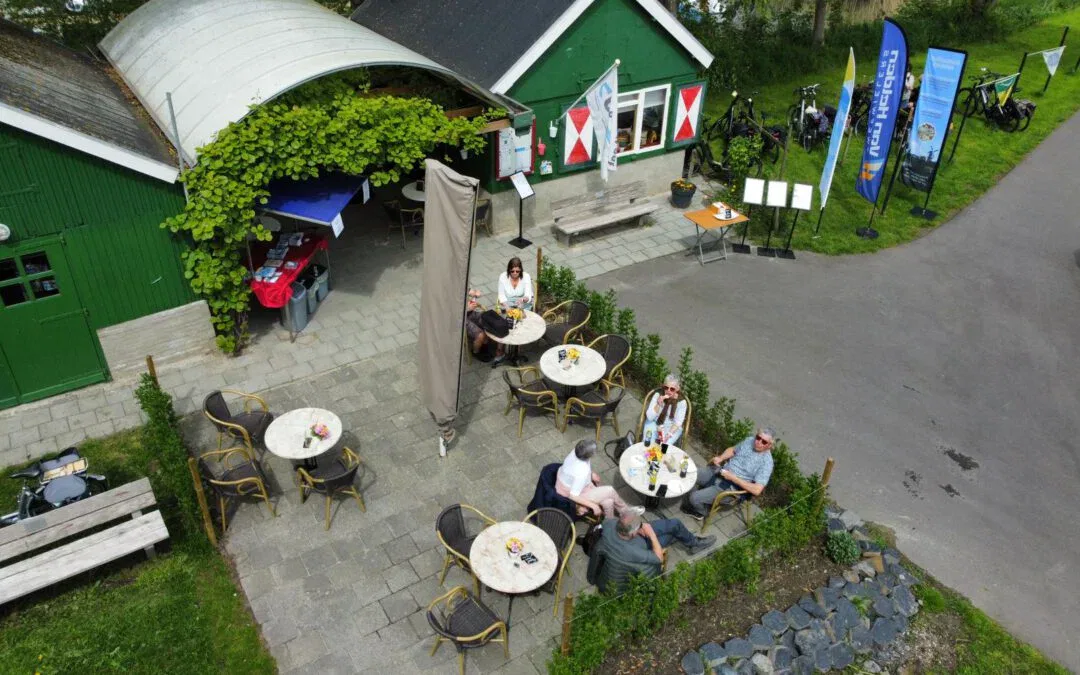 't Koffiehuske met terras